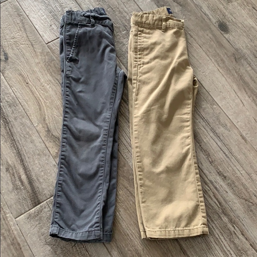 Bundle of 2 The Children’s Place pants, sz 5